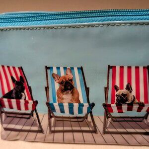 Cosmetic bag